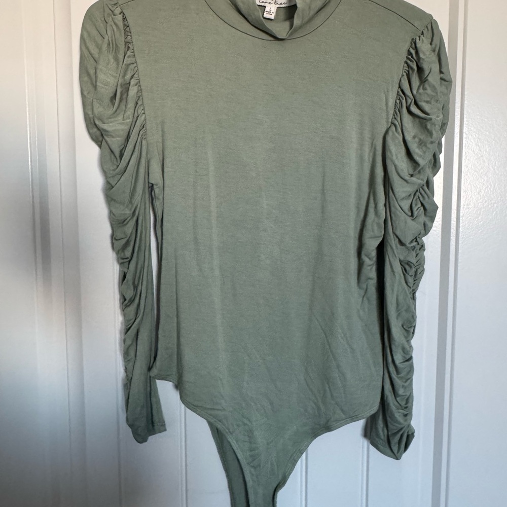 Ruched Sleeve Green Bodysuit
